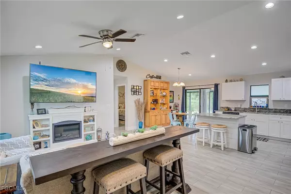 Lehigh Acres, FL 33972,703 Wellington AVE