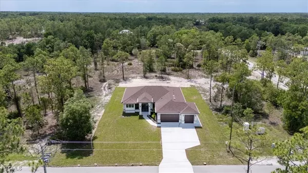 Lehigh Acres, FL 33936,121 Moore AVE