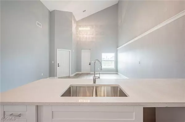 Port Charlotte, FL 33981,8349 & 8351 Agate ST