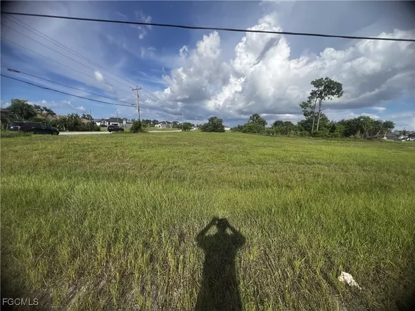 Cape Coral, FL 33909,3233 Andalusia BLVD