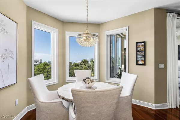 Fort Myers Beach, FL 33931,4182 Bay Beach LN #743