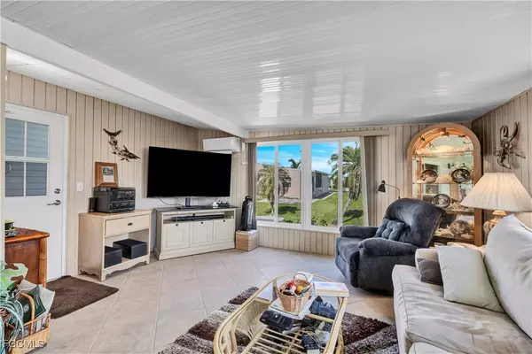 Fort Myers, FL 33908,10482 Winchester CT