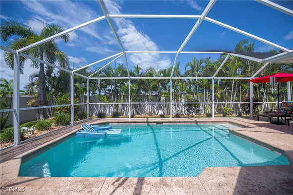 Cape Coral, FL 33909,3220 NE 14th CT