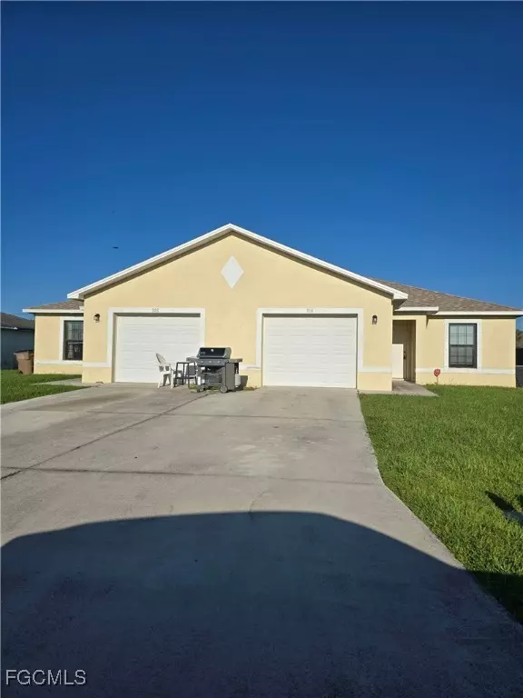 906 SE 6th CT, Cape Coral, FL 33990