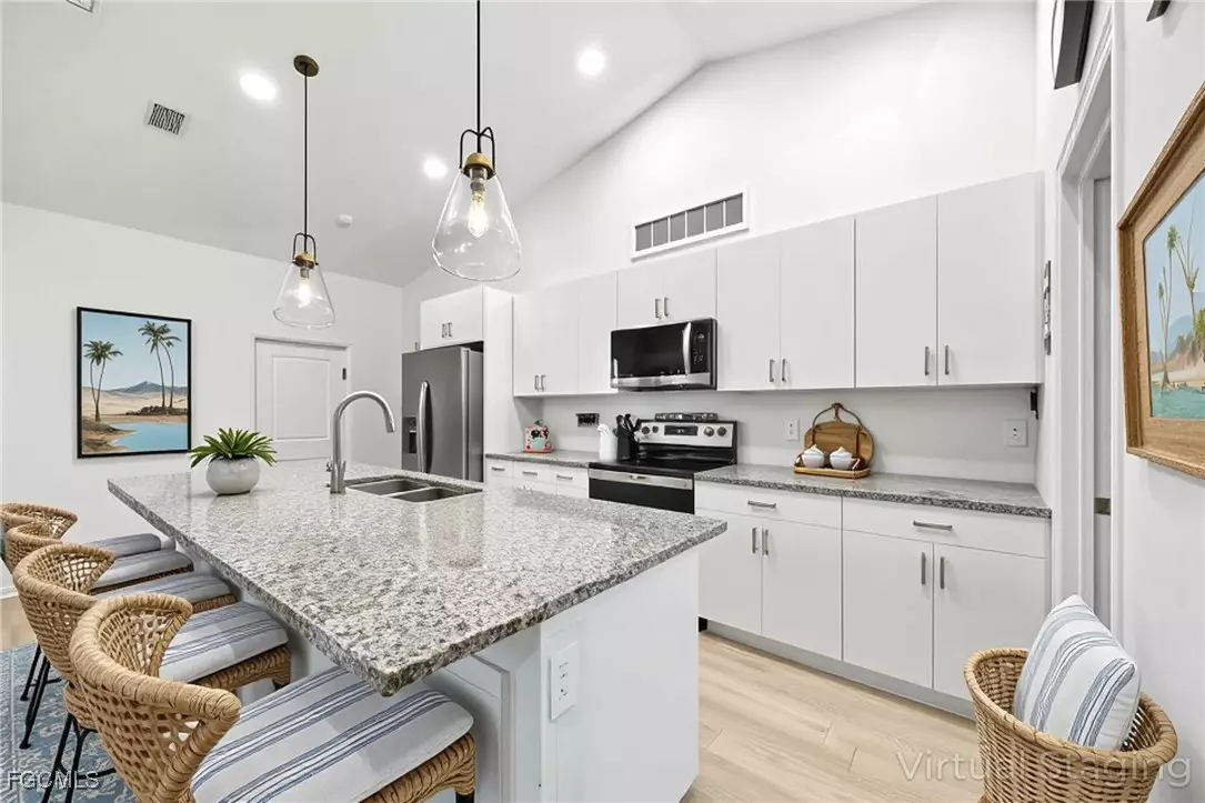 Labelle, FL 33935,9048 Lamkin CIR