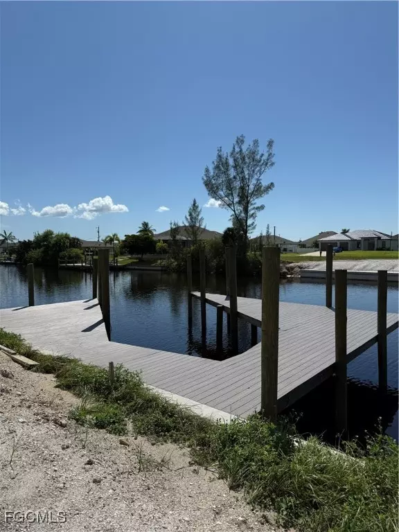 2330 NW 36th AVE, Cape Coral, FL 33993