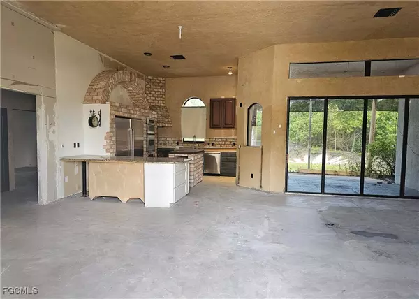 Lehigh Acres, FL 33972,1007 State AVE