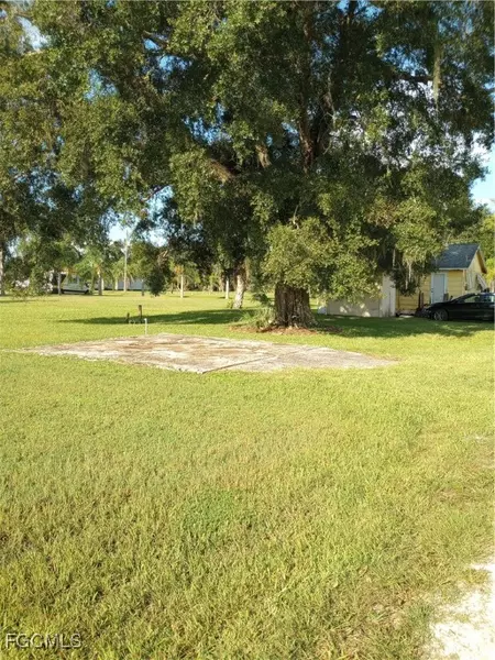 Alva, FL 33920