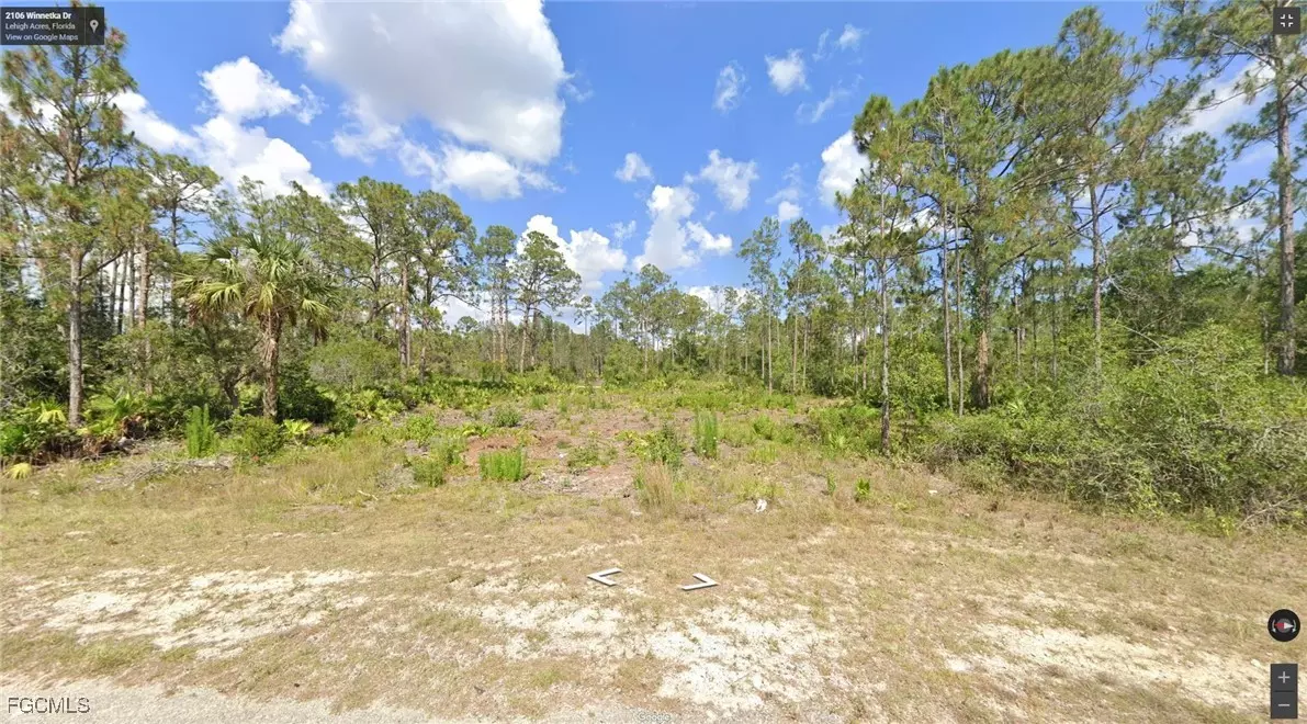 Lehigh Acres, FL 33972,2106 Winnetka DR