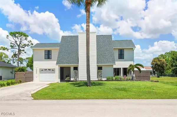 4648 Sierra LN,  Bonita Springs,  FL 34134