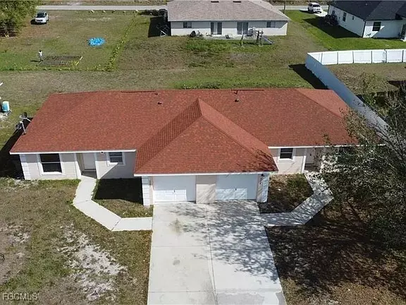 4438/4440 28th ST SW, Lehigh Acres, FL 33973
