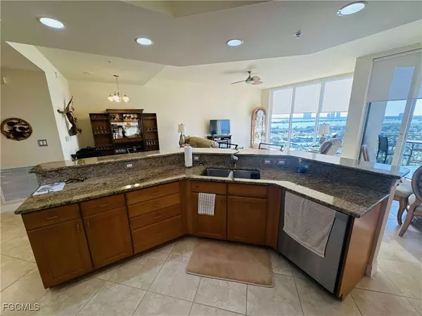 North Fort Myers, FL 33909,3414 HAncock Bridge Pkwy E #1202