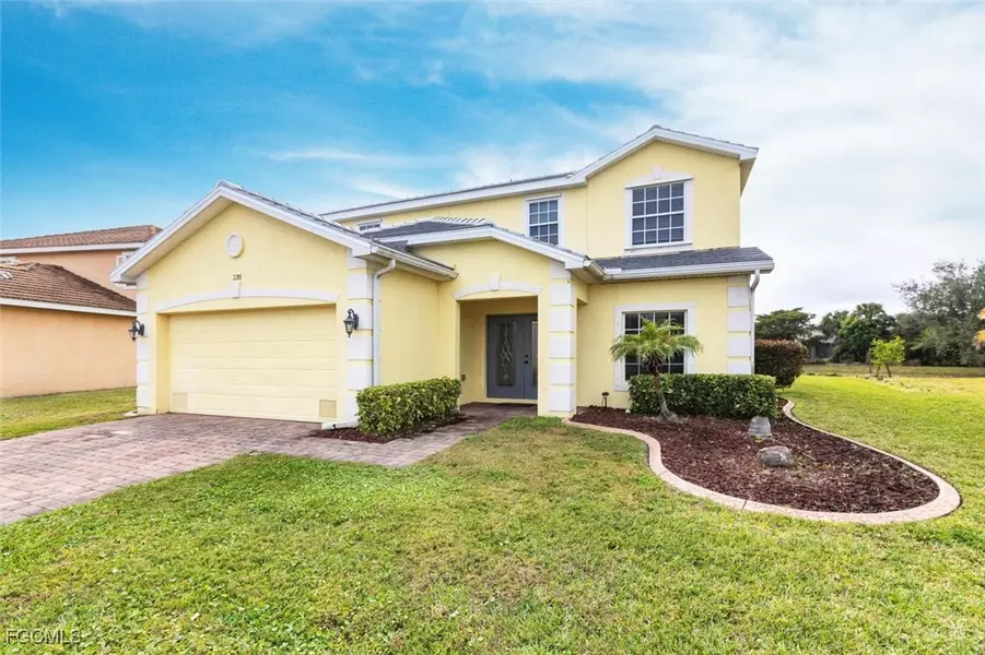 2201 Cape Heather CIR, Cape Coral, FL 33991
