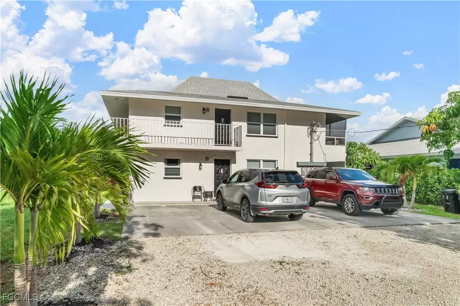 16001 Buccaneer ST #1, Bokeelia, FL 33922