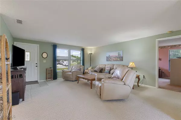 Naples, FL 34116,4496 31st AVE SW