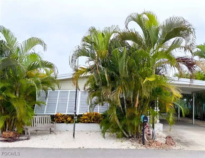 16035 Tangelo WAY, North Fort Myers, FL 33903