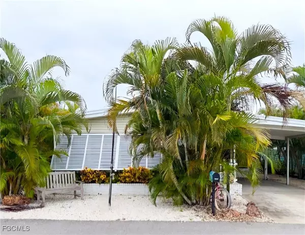 16035 Tangelo WAY, North Fort Myers, FL 33903