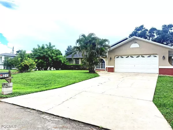 Fort Myers, FL 33967,18213 Apple RD