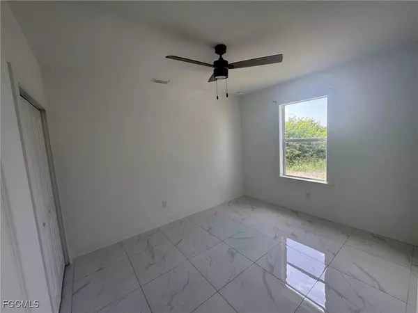 Lehigh Acres, FL 33973,727 Gordon AVE S