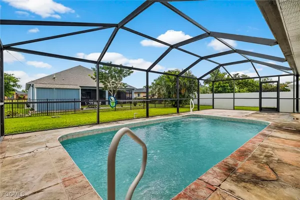 Cape Coral, FL 33914,1826 SW 28th TER