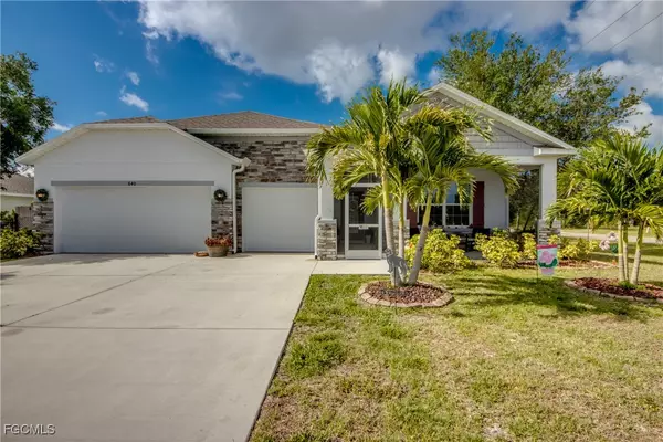 640 Encarnacion ST, Punta Gorda, FL 33983
