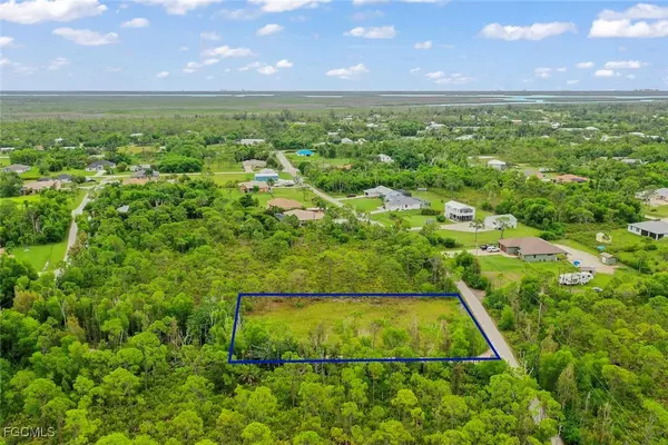 Other, FL 33956,5288 Fairbanks Drive