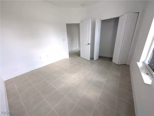 Lehigh Acres, FL 33973,1103 Harold AVE S