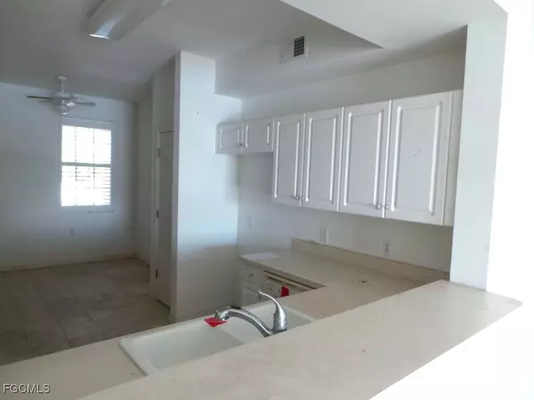 Fort Myers, FL 33912,14310 Bristol Bay PL #205