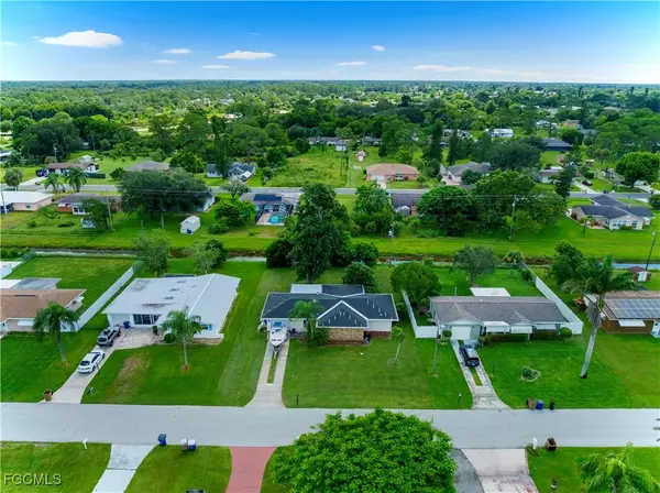 Lehigh Acres, FL 33936,327 Allenwood AVE