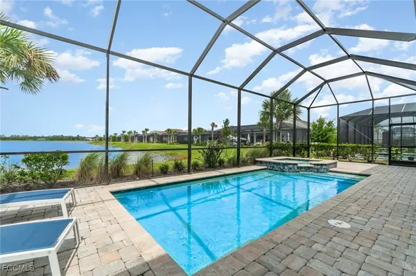 17583 Winding Oak LN, North Fort Myers, FL 33917