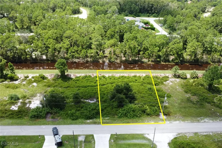 736 Aletha AVE S, Lehigh Acres, FL 33974