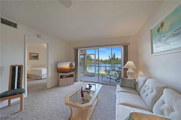 Punta Gorda, FL 33950,1344 Rock Dove CT #D102