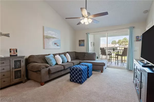 1005 SE 40th ST #10, Cape Coral, FL 33904