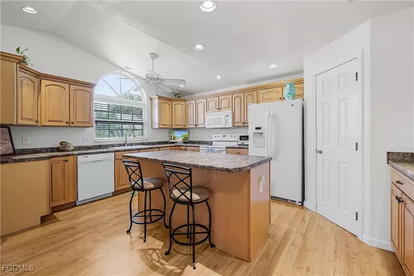 Bokeelia, FL 33922,7841 Breakwater CT