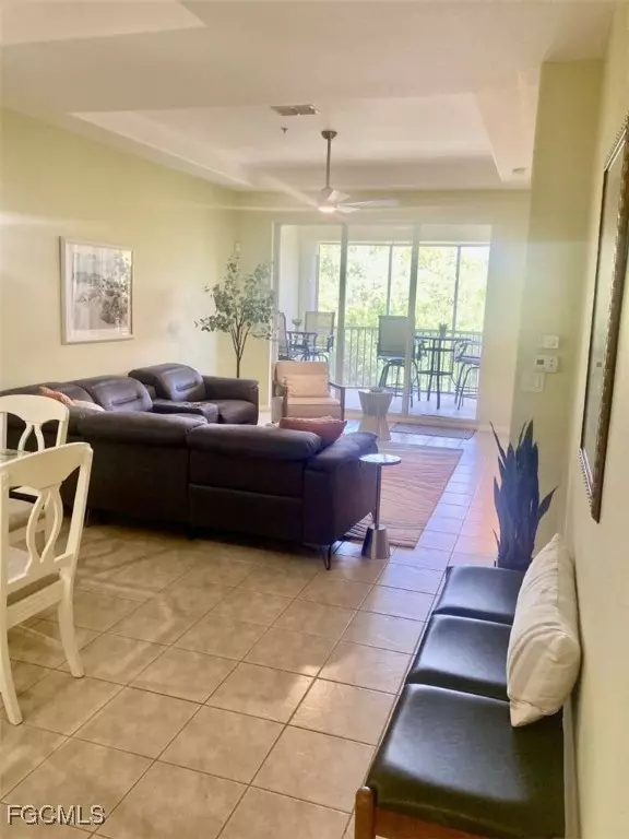 Naples, FL 34112,4853 Hampshire CT #303