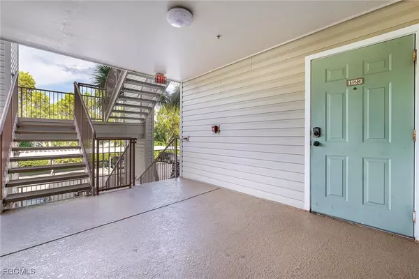 Cape Coral, FL 33990,1773 Four Mile Cove Pkwy #1123