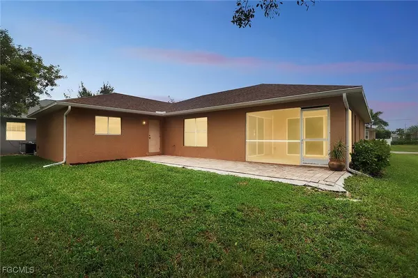 Cape Coral, FL 33991,3728 SW 3rd ST