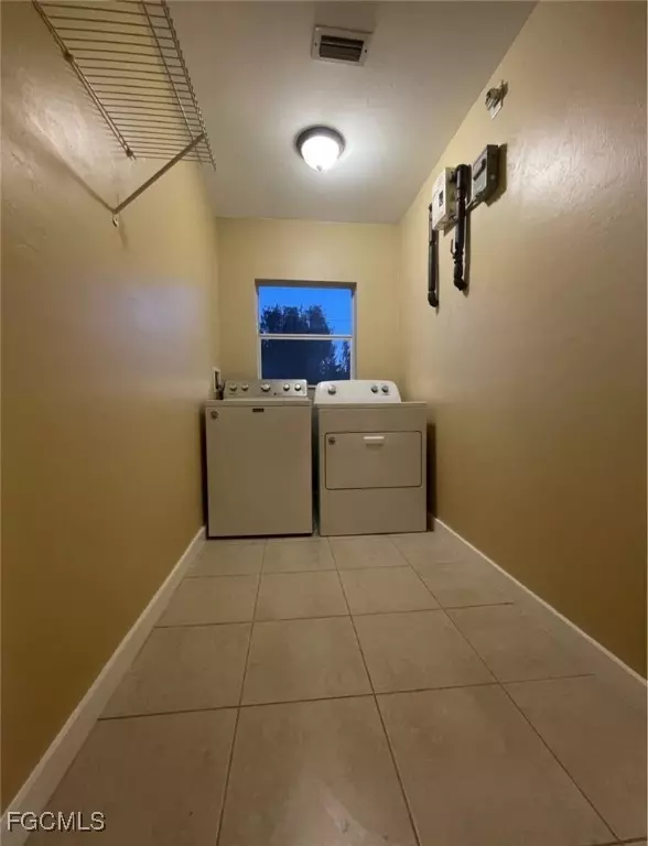 Lehigh Acres, FL 33936,621 Joel BLVD