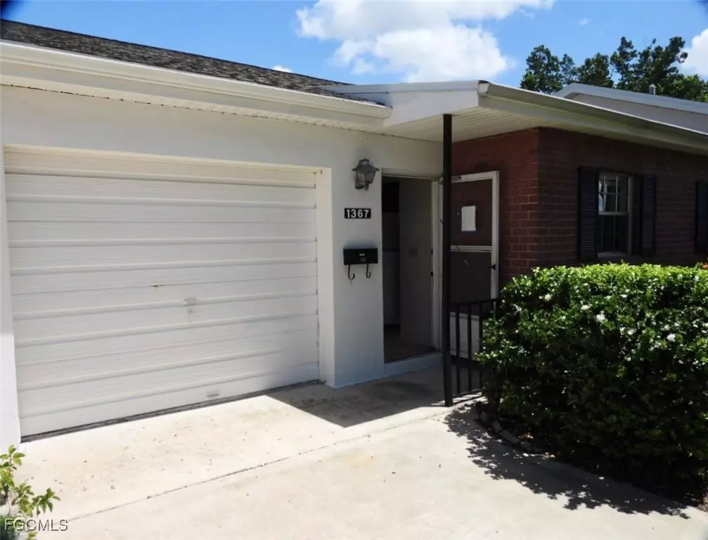 Fort Myers, FL 33919,1367 Bunker WAY
