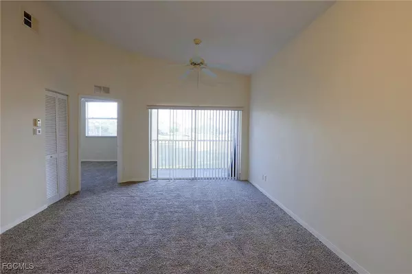 Fort Myers, FL 33916,4133 Bellasol CIR #322