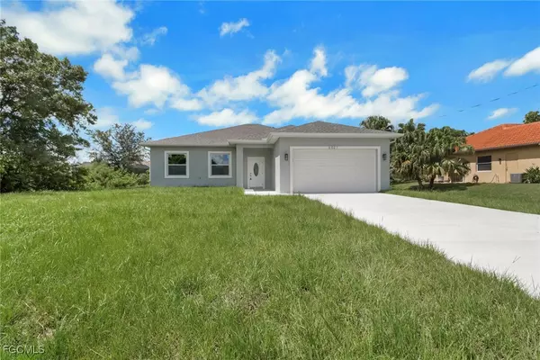 6021 Lindbrook AVE, Fort Myers, FL 33905