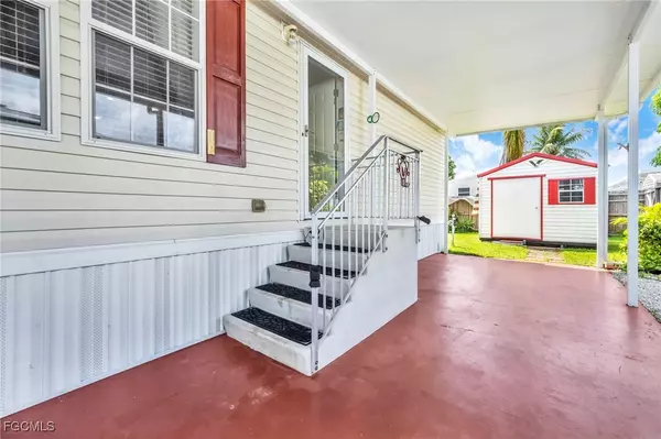 Pembroke Pines, FL 33029-1047,21610 NW 4th PL