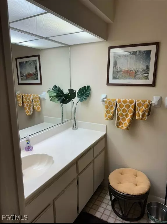 Fort Myers, FL 33907,122 Pinebrook DR