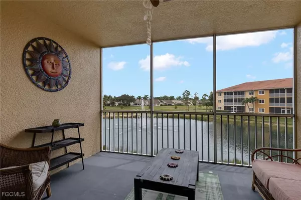 Bonita Springs, FL 34135,10020 Maddox LN #211
