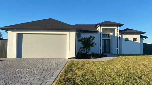 21 NW 7th ST, Cape Coral, FL 33993