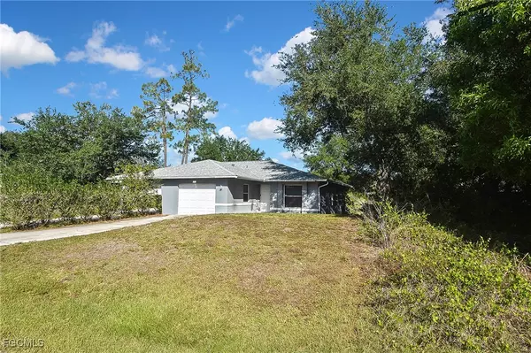 Lehigh Acres, FL 33973,2420/2422 George AVE S