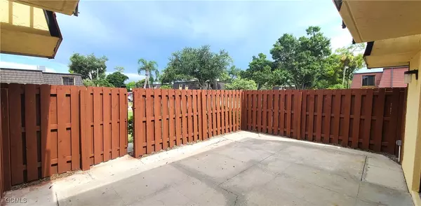 Fort Myers, FL 33907,12348 Woodrose CT #1