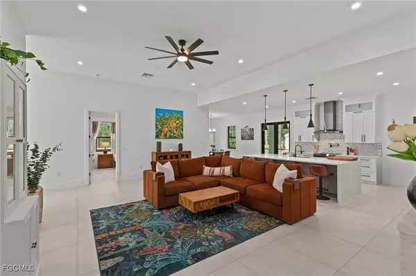 Naples, FL 34120,106 18th AVE NE