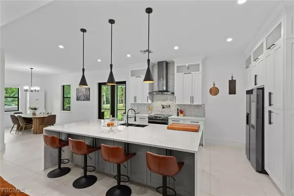 Naples, FL 34120,106 18th AVE NE