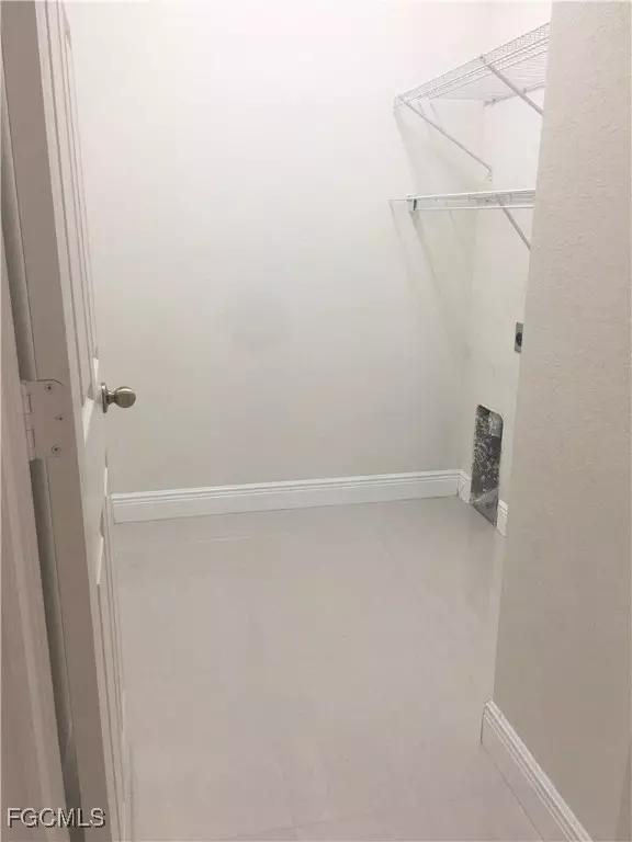 Fort Myers, FL 33908,9019 Gladiolus Preserve CIR